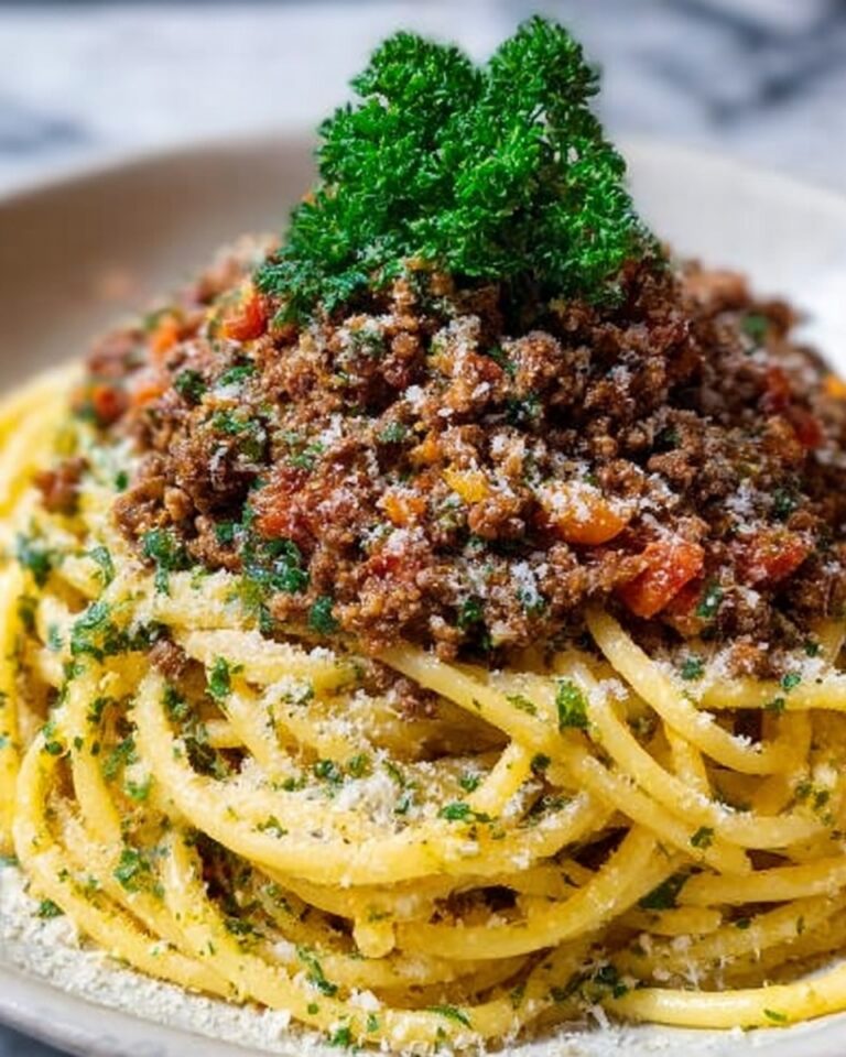 Creamy Parmesan Beef Linguine with Garlic Butter Sauce Recipe